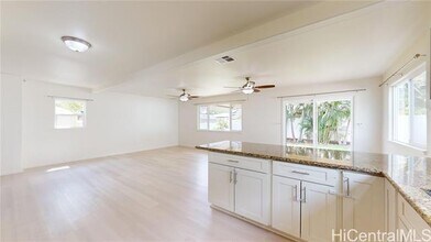 84-575-575 Kili Dr in Waianae, HI - Building Photo - Building Photo
