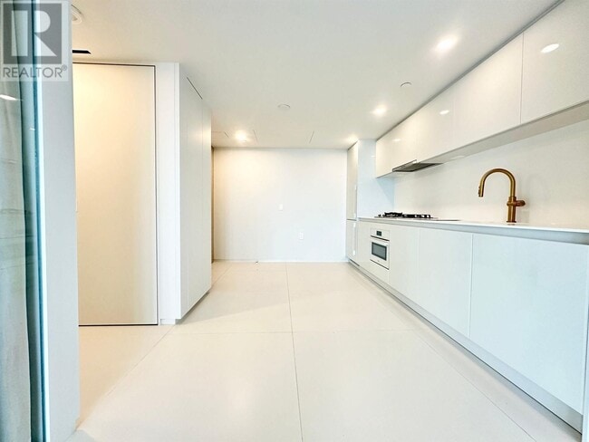 property at 1033 Nelson St
