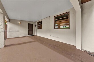6221 SW 35th St in Miramar, FL - Building Photo - Building Photo