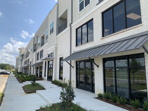 The Reserve at Shoe Creek in Baton Rouge, LA - Foto de edificio - Building Photo