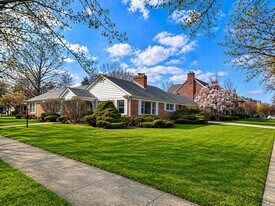 200 Cherry St in Park Ridge, IL - Building Photo