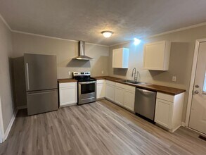 2129 Quailridge Dr in Fayetteville, NC - Building Photo - Building Photo