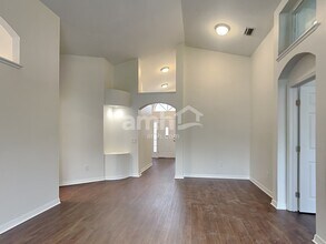 14335 Moon Flower Dr in Tampa, FL - Building Photo - Building Photo