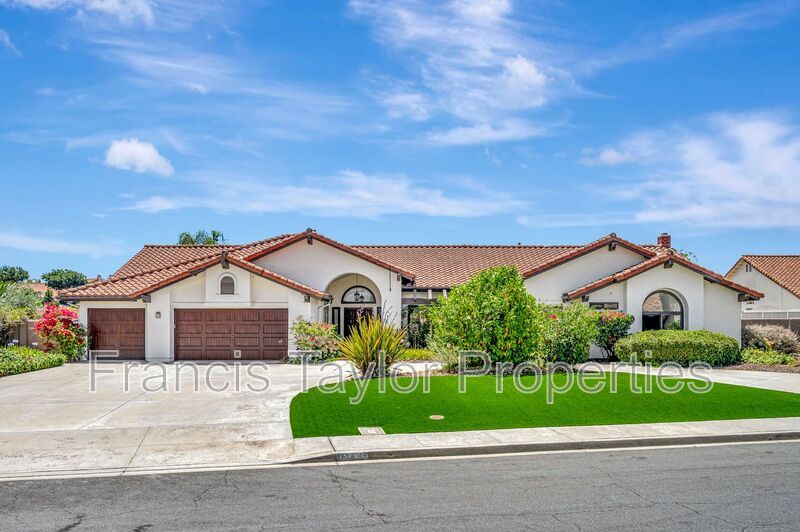 12865 Palisades Ct in Poway, CA - Building Photo