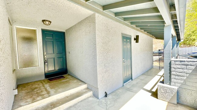 31426 Club Vista Ln in Bonsall, CA - Building Photo - Building Photo