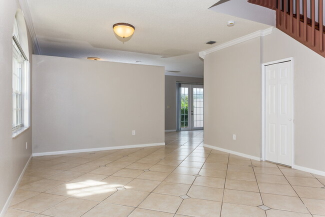 1449 NW 153rd Ave in Pembroke Pines, FL - Building Photo - Building Photo