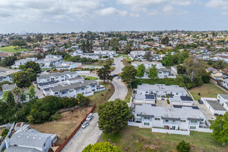 Autumn Hills in Chula Vista, CA - Building Photo - Building Photo