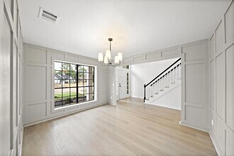 15411 Robin Grove Ct in Cypress, TX - Building Photo - Building Photo