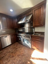 32445 Lake Barlee Ln in Fremont, CA - Building Photo - Building Photo
