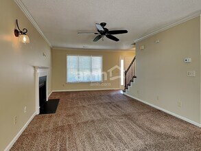 5503 Pebble Garden Ct in Greensboro, NC - Building Photo - Building Photo