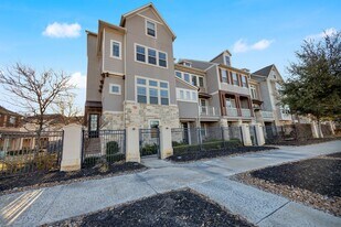 9623 Towne Lake Pkwy in Houston, TX - Building Photo