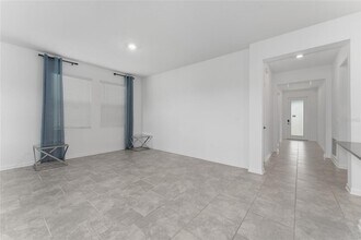 8967 Chipping Sq Ln in Davenport, FL - Building Photo - Building Photo