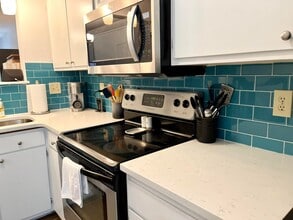 1130 Silent Harbor Ct, Unit F in Mount Pleasant, SC - Building Photo - Building Photo