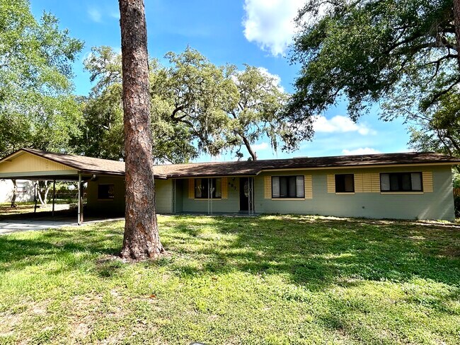 487 Overstreet Ave
