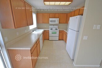 6225 W Warner St, Unit 1 in Phoenix, AZ - Foto de edificio - Building Photo