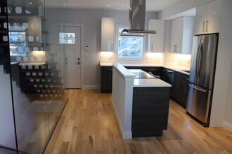 95 Locust Ave in New Canaan, CT - Building Photo - Building Photo