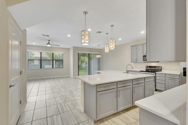 4591 San Fratello Cir in Wellington, FL - Building Photo - Building Photo