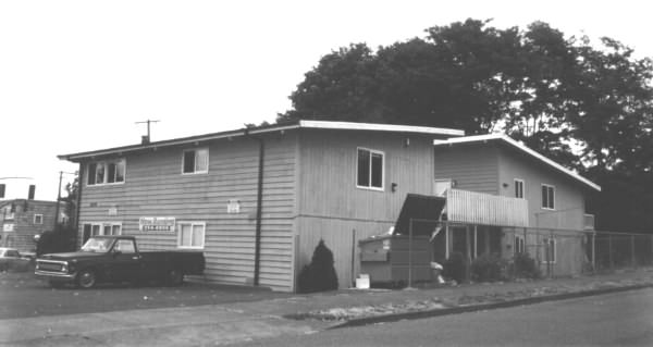 6830 N Columbia Way in Portland, OR - Building Photo - Building Photo