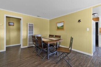 11136 Kendall Rd in Lucerne Valley, CA - Building Photo - Building Photo