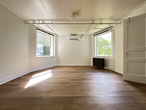 1 Briar Branch Rd in Black Mountain, NC - Building Photo - Building Photo