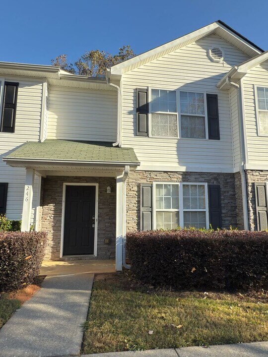246 Hiram Terrace in Hiram, GA - Building Photo