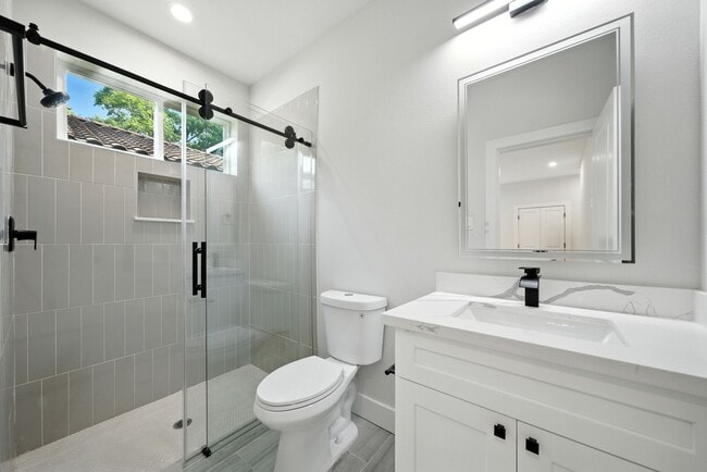 property at 2306 Hoskins Dr