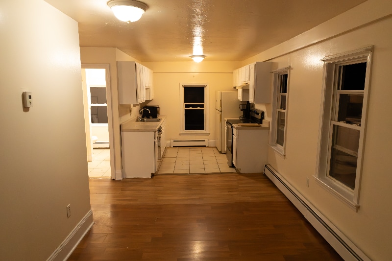 305 Old S Ave in Whitman, MA - Building Photo