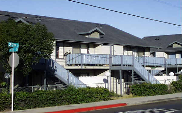 Windsor in San Diego, CA - Foto de edificio