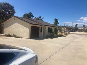 7405 Bannock Trl in Yucca Valley, CA - Building Photo - Building Photo