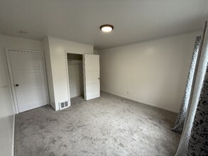 360 Chester Ave in San Francisco, CA - Building Photo - Building Photo