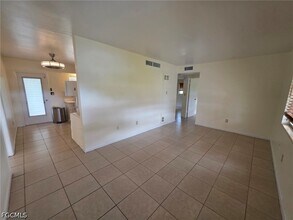 102 Connecticut Rd in Lehigh Acres, FL - Building Photo - Building Photo