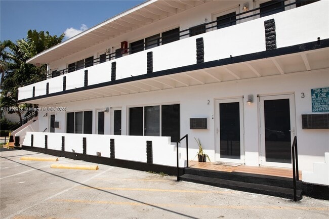 345 85th St in Miami Beach, FL - Building Photo - Building Photo