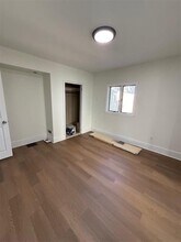 35 Church St, Unit 2 in Somerville, MA - Foto de edificio - Building Photo