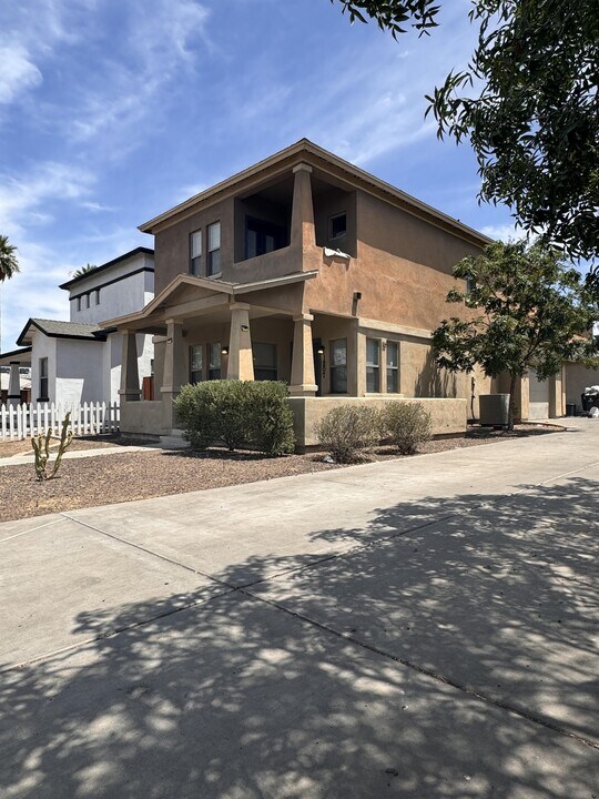 1207 W Monroe St in Phoenix, AZ - Building Photo