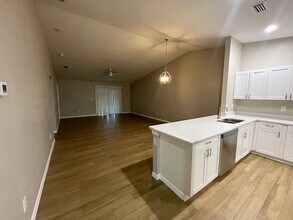 13290 Blytheville Ave in Port Charlotte, FL - Building Photo - Building Photo