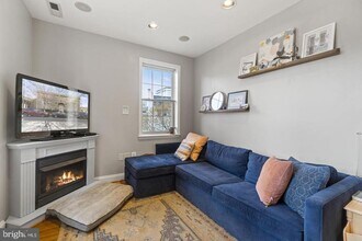 410 15th St NE in Washington, DC - Building Photo - Building Photo