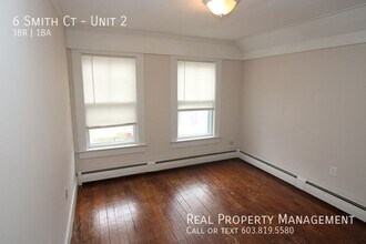 6 Smith Ct in Farmington, NH - Building Photo - Building Photo