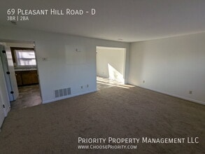 69 Pleasant Hill Rd in Harrisonburg, VA - Building Photo - Building Photo