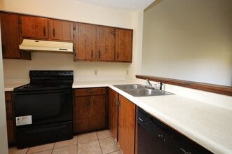 2720 Tyndall Dr in Valdosta, GA - Building Photo - Building Photo