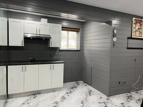 11825-11891 91 Ave in Delta, BC - Building Photo - Building Photo