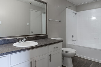 Jefferson Place in Irving, TX - Building Photo - Interior Photo