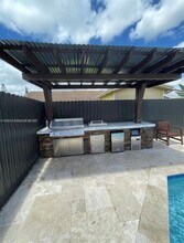 21045 SW 124th Ave Rd in Miami, FL - Building Photo - Building Photo