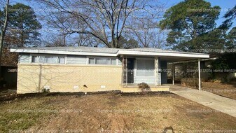 27 Barbara Dr in Little Rock, AR - Building Photo