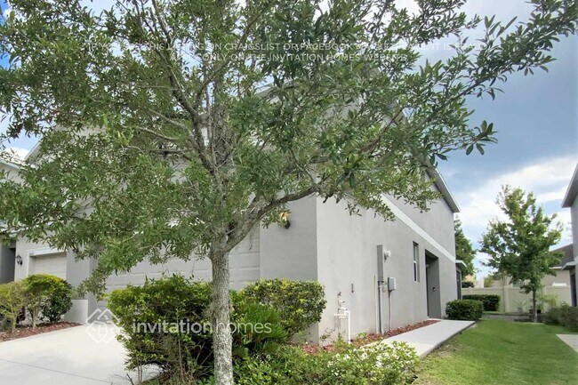 10667 Lake Montauk Dr in Riverview, FL - Building Photo - Building Photo