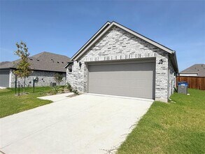 1909 Sandpiper Wy in Princeton, TX - Building Photo - Building Photo