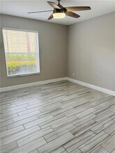 1392 Churchill Cir in Naples, FL - Foto de edificio - Building Photo