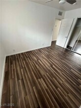 2524 N McCarran St in North Las Vegas, NV - Building Photo - Building Photo