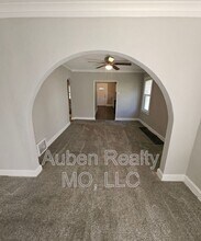 1158 E 75th Terrace in Kansas City, MO - Building Photo - Building Photo