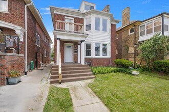 2477 Hazelwood St in Detroit, MI - Building Photo - Building Photo