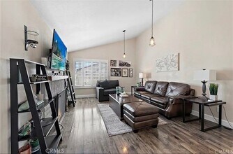 6831 Foxborough Ct, Unit 5 in Yorba Linda, CA - Building Photo - Building Photo